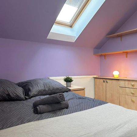 Purple Room - Charming Place, 15 Minutes To Gdansk Old Town & 5 Minutes To Seaside 외부 사진